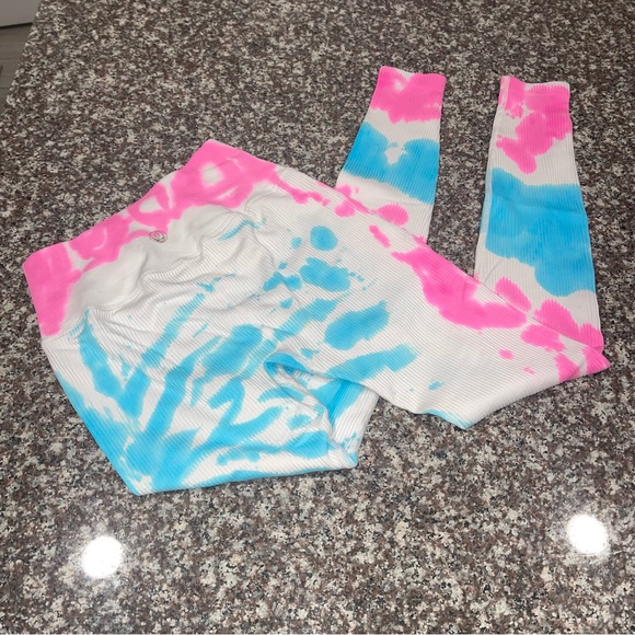 Spiritual Gangster
x Grateful Dead Metta Leggings - Picture 7 of 7